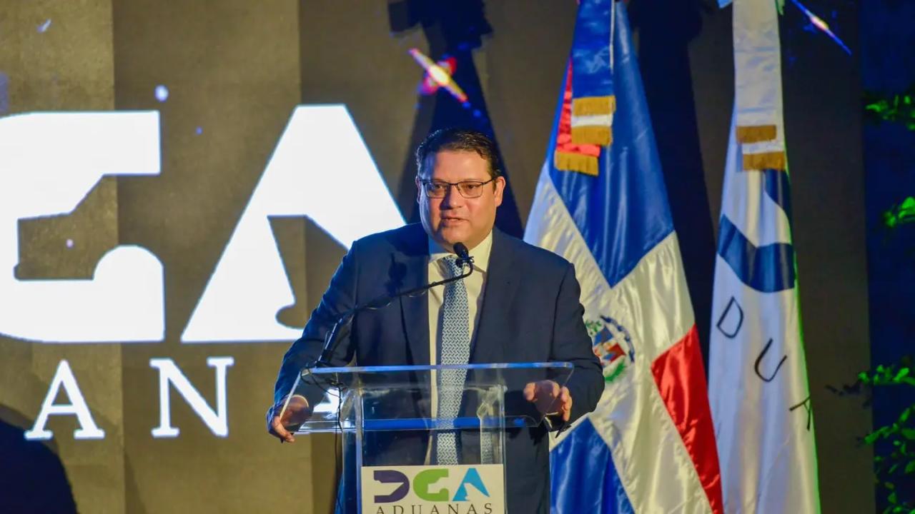DGA y HIT anuncian horario extendido en Puerto Río Haina