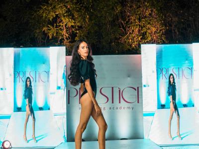 Elegancia protagoniza el “Summer Catwalk” de Prestige Academy