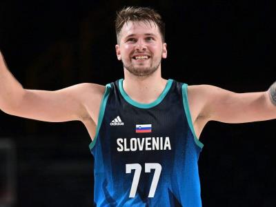 Eurobasket: Luka Doncic enciende alarmas al recibir golpe en rodilla