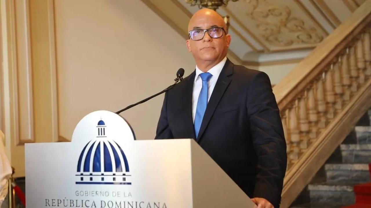 Homero Figueroa habría renunciado a su cargo como vocero de la Presidencia