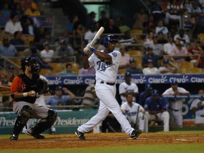 José Offerman al Pabellón de la Fama del Deporte Dominicano