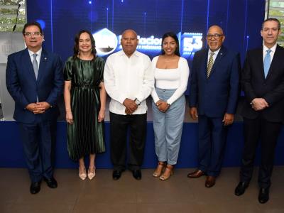 La Nacional presenta su campaña “Por ti”