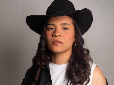 Lanzamiento musical de Caroll Díaz con su EP Tocó Olvidarte