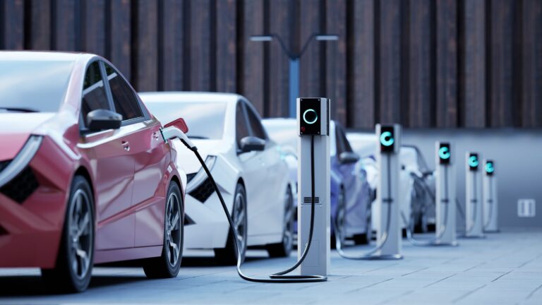 Las ventas de los vehículos eléctricos en EE UU podrían caer hacia 2026