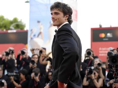 Mostra de Venecia: Jacob Elordi en la alfombra roja