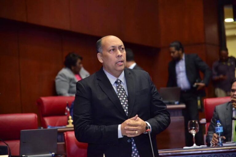 Presidente Abinader designa a Luis René Canaán Rojas director ejecutivo de ARS SEMMA