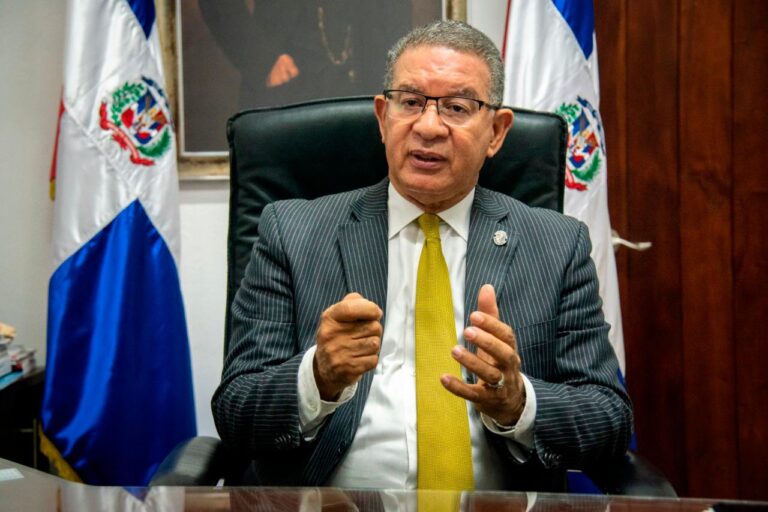 Rechazan informe de Estados Unidos que denuncia malos tratos a los haitianos en R.D