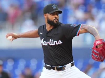 Sandy Alcántara brilla desde el montículo en triunfo de Marlins