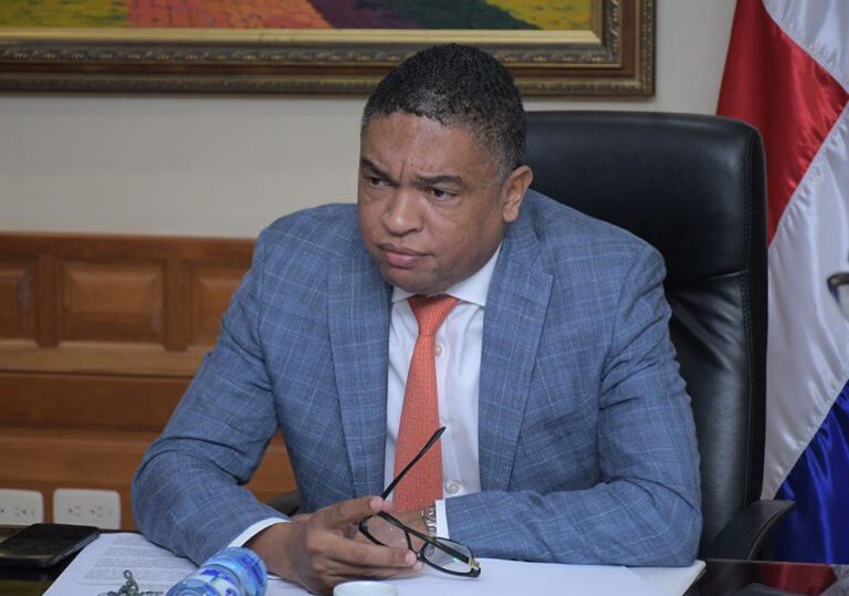 Yván Lorenzo le responde a Paliza: “Está borracho de poder”