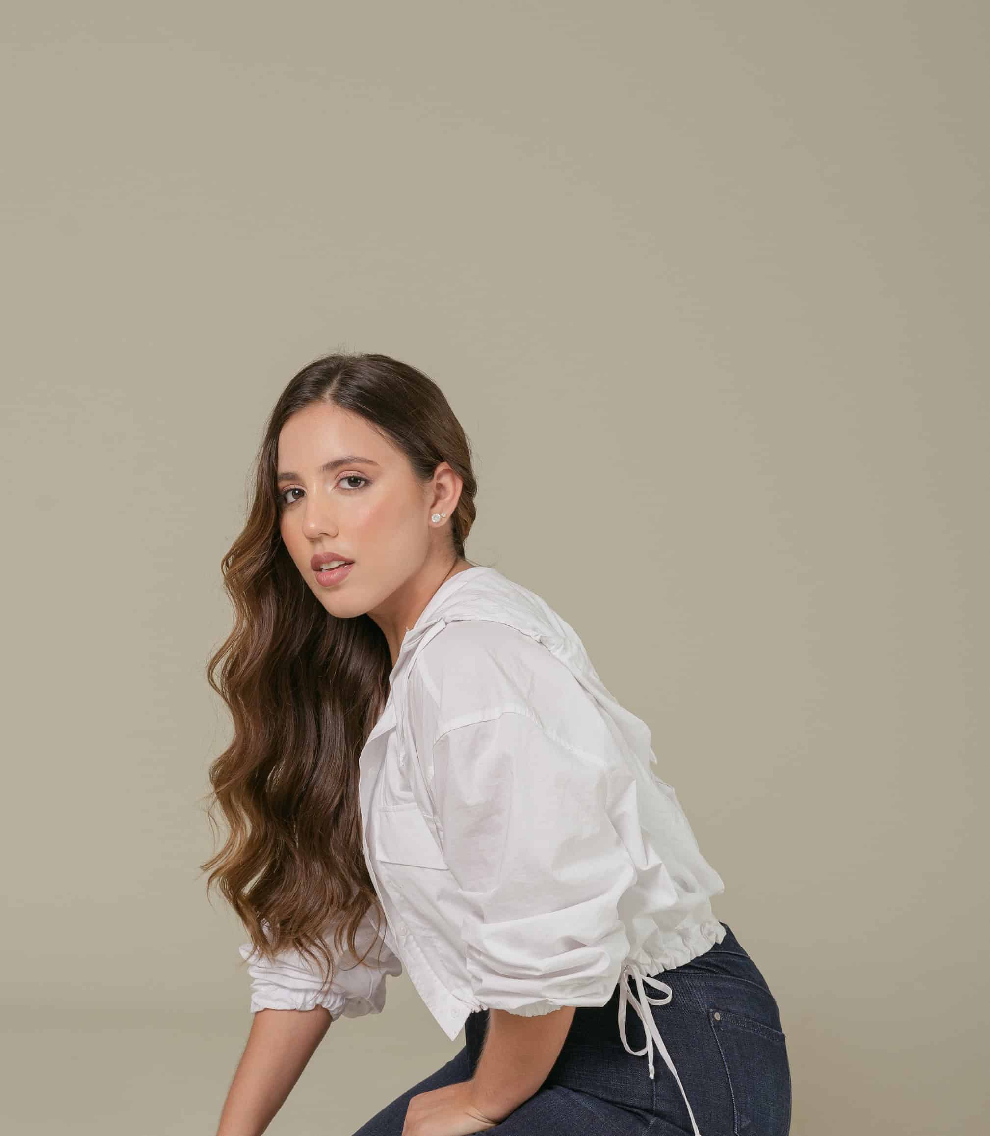 Laura García.