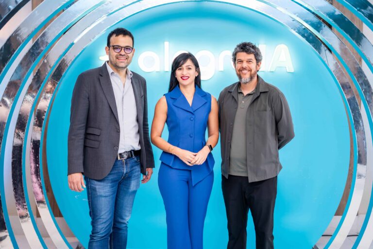 Alegra.com impulsa adopción de facturación electrónica con IA
