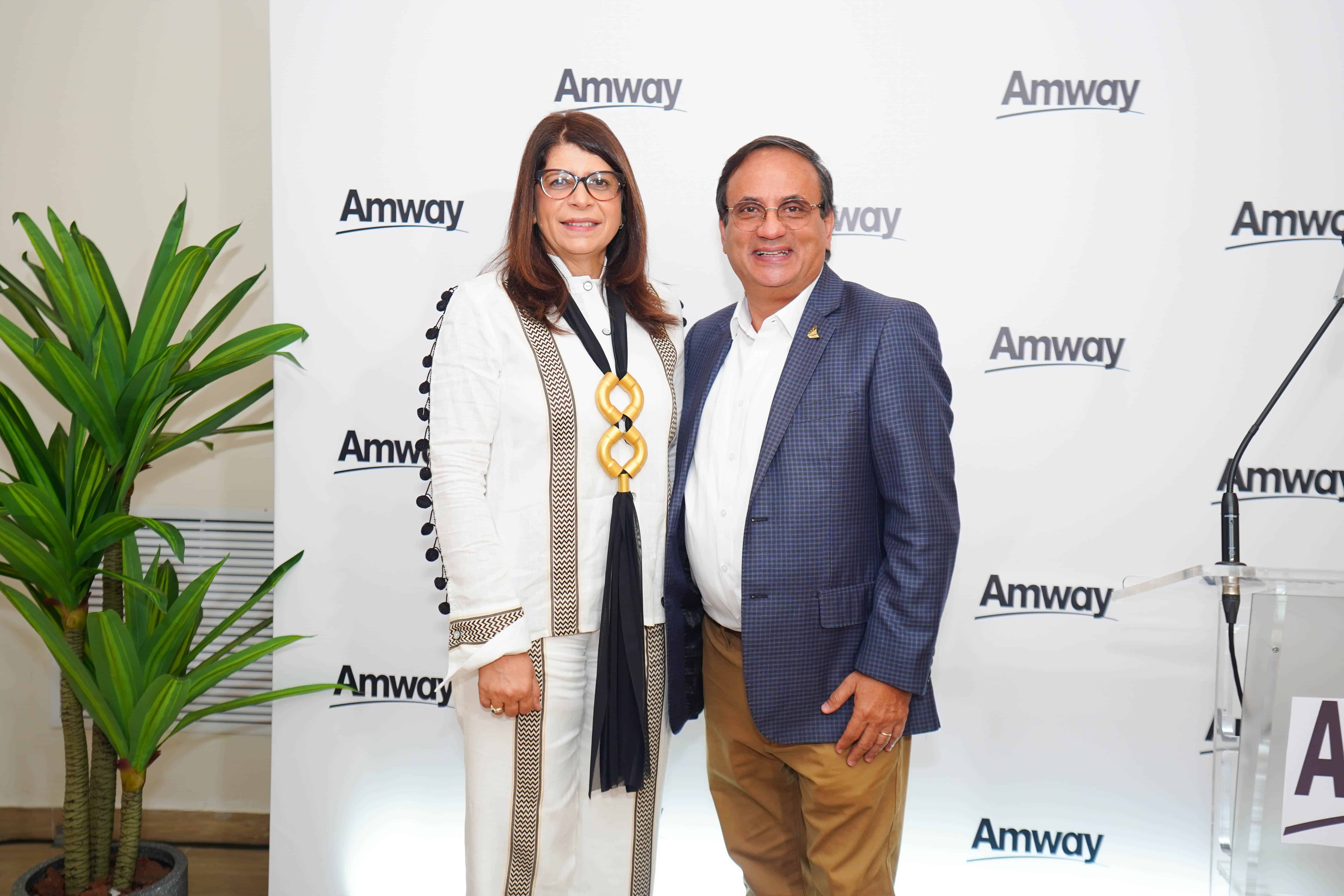 Lourdes y Elias Serulle.