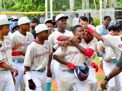 Béisbol: RD logra victoria sobre Aruba, empata en primer lugar con 2-0
