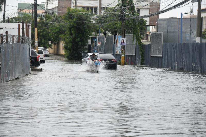 Boletín 1 del COE: Las lluvias han dejado 351 viviendas afectadas y 1,781 personas desplazadas