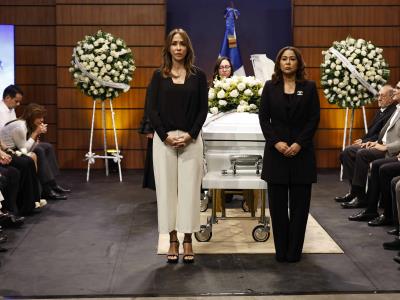 Dan el último adiós a María Cristina Camilo