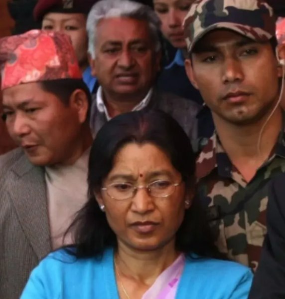 Desmienten muerte de la esposa de un ex primer ministro durante las protestas de Nepal