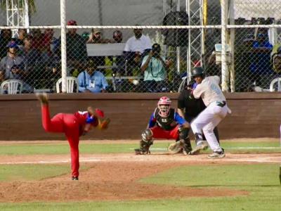 Dominicana derrota a Cuba en dramático partido del premundial sub-15