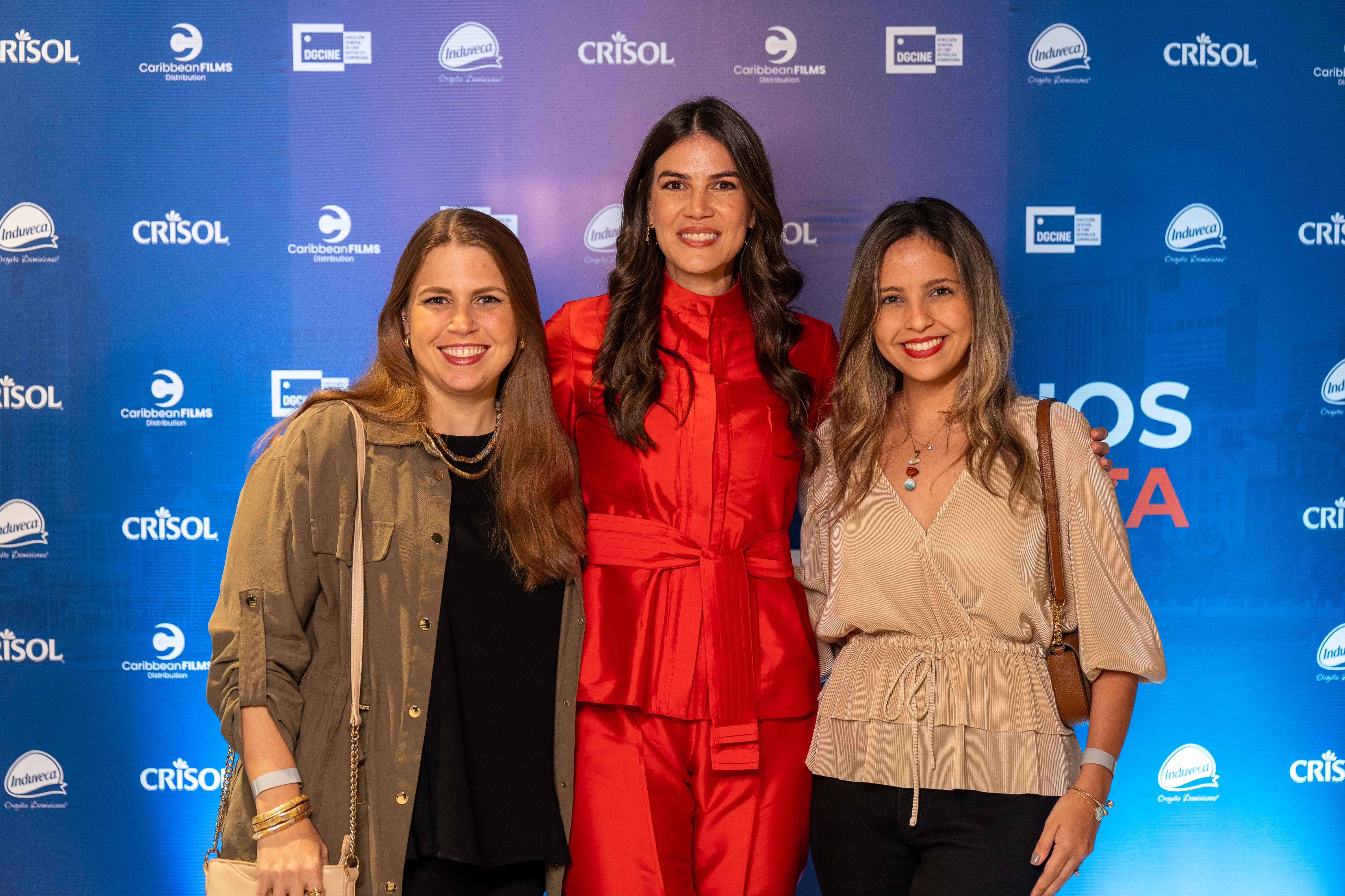 Claudia Fabián, Marianne Cruz González y Laura Tactuk.