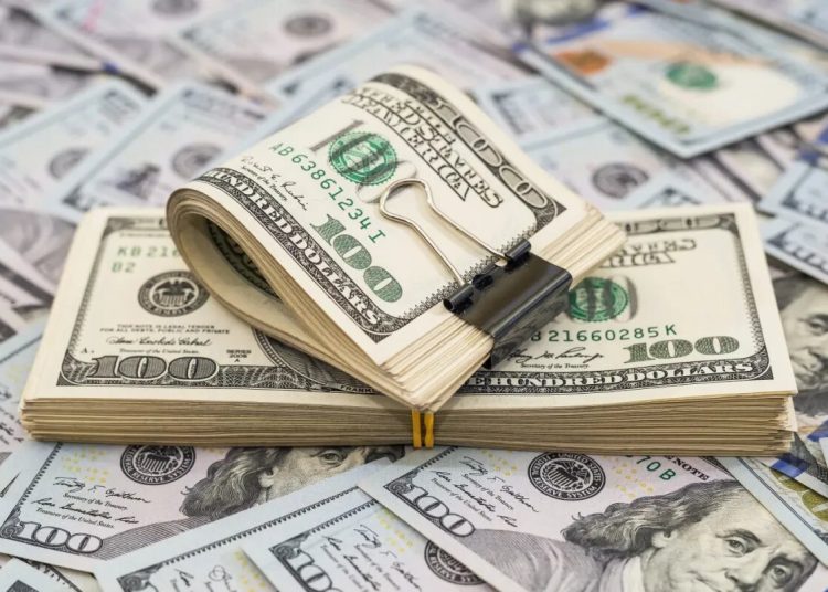 El dólar se vende a RD$63.60 este martes.