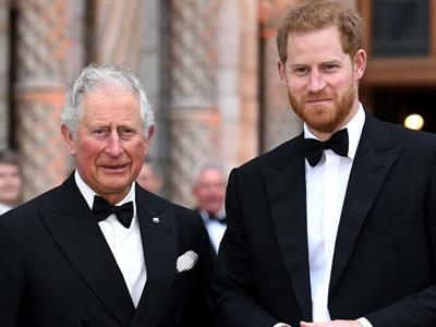 El príncipe Harry y su padre, el rey Carlos III buscan reconciliarse