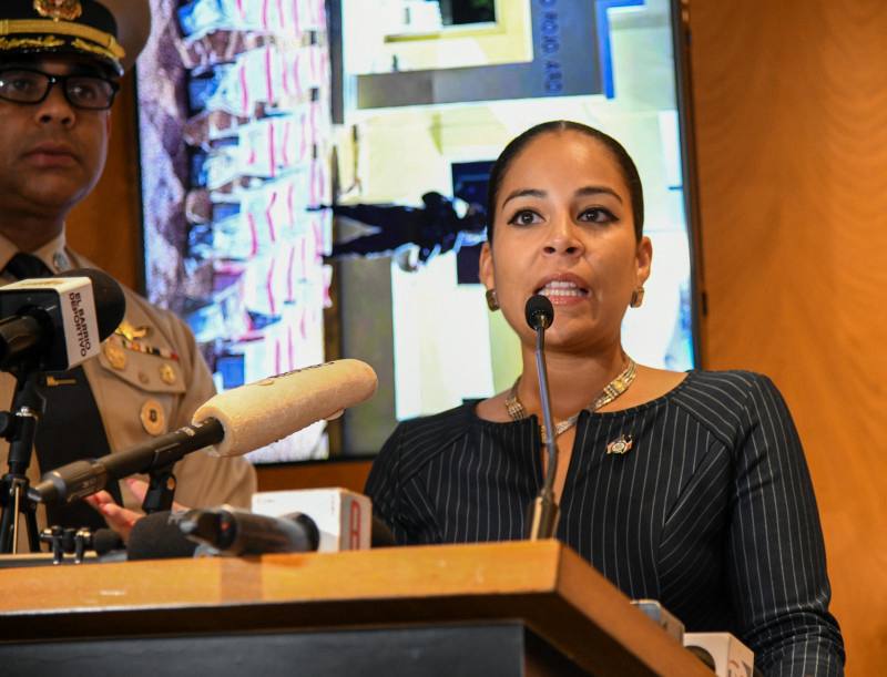 Embajada de EEUU se abstiene de dar detalles sobre operación militar que resultó en incautación de 377 paquetes de cocaína