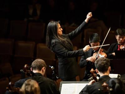 Entrevista con la directora orquestal Gabriela Gómez Estévez