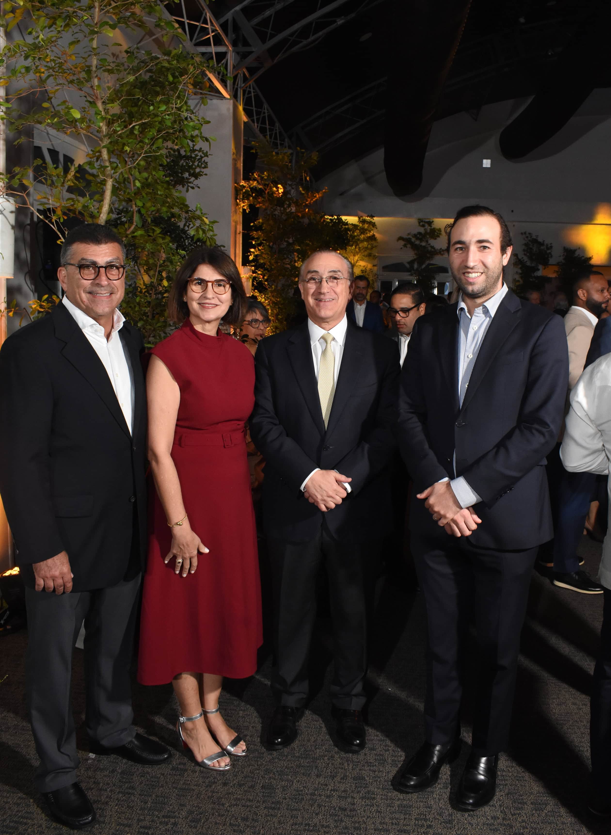 Juan Sanoja, Mercedes Ramos de Sanoja, Mario Lama y Mario Lama Bermúdez.