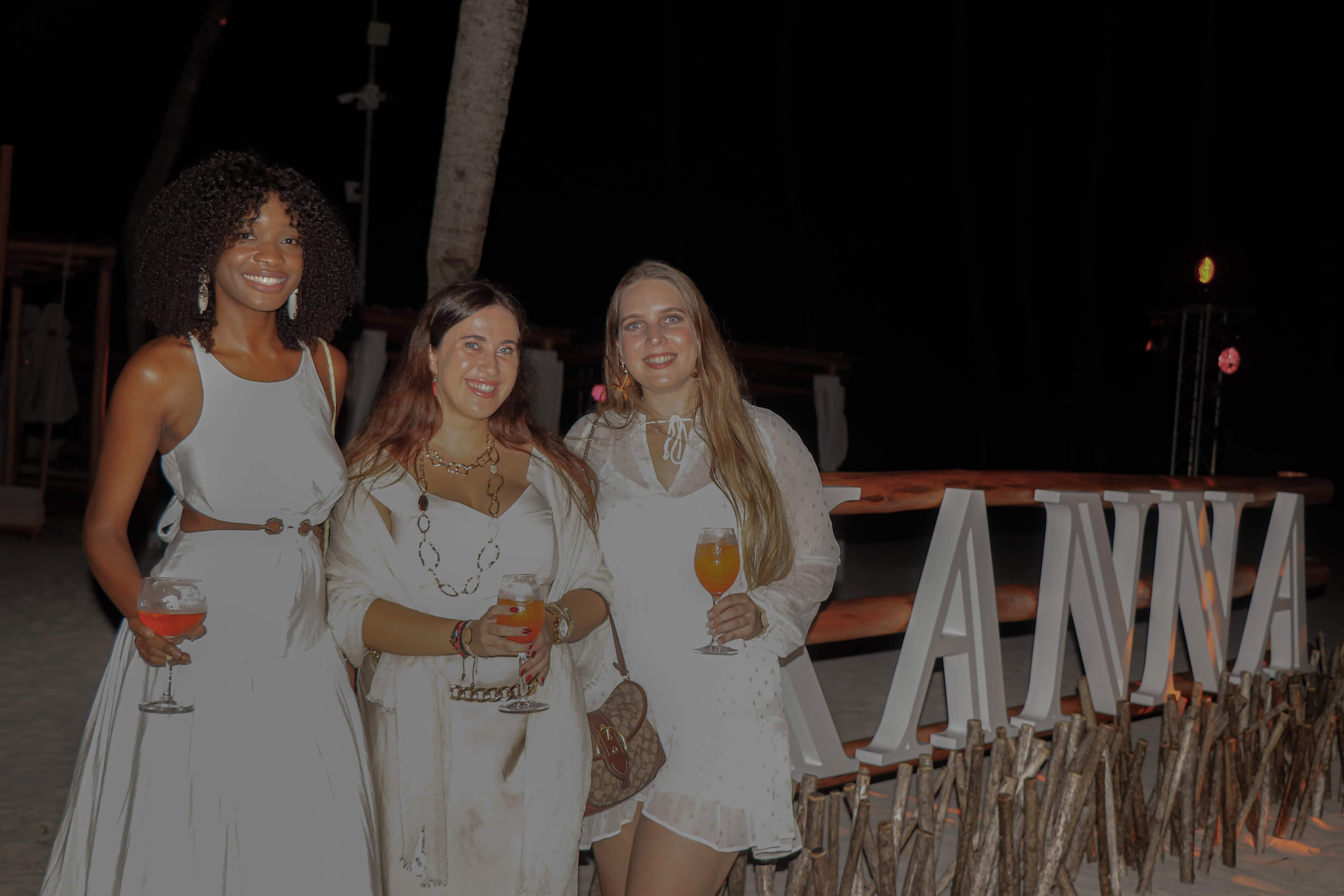 Jennika Joan, Alexia Asensi y Andrea Torres.