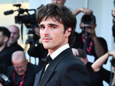 Jacob Elordi, emocionado hasta las lágrimas en Festival de Venecia
