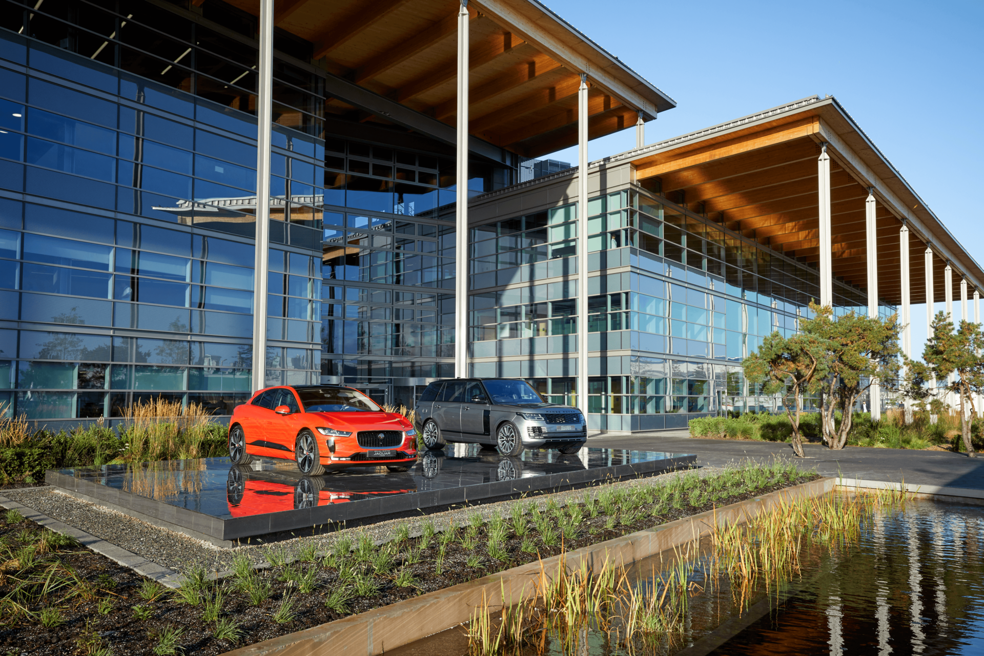 Jaguar Land Rover detiene su producción tras sufrir un ciberataque