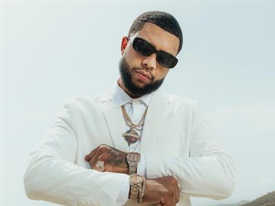 JKB Music inicia nueva era con la firma de Jezzy El Chef