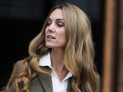 Kate Middleton renueva su imagen con un look rubio