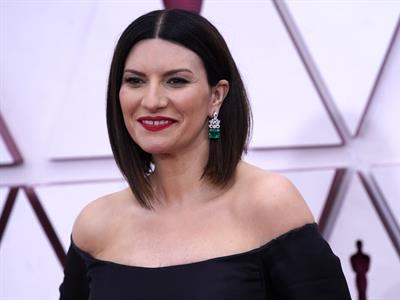 Laura Pausini recibirá premio Billboard Ícono