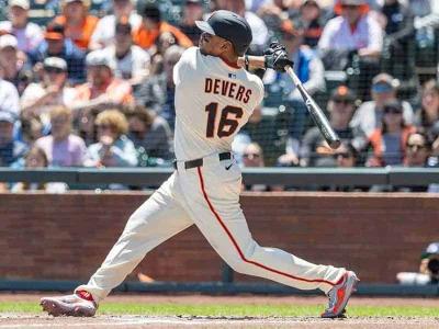 MLB: Devers y Schwarber, Jugadores de la Semana en la LN