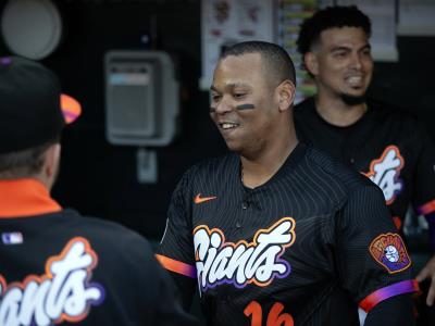 MLB: Rafael Devers y Willy Adames la sacan para los Gigantes