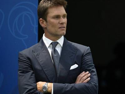 NFL: Tom Brady sale del retiro para jugar 