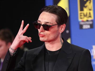 Peso Pluma, primer artista en recibir Premio Billboard Vanguardia