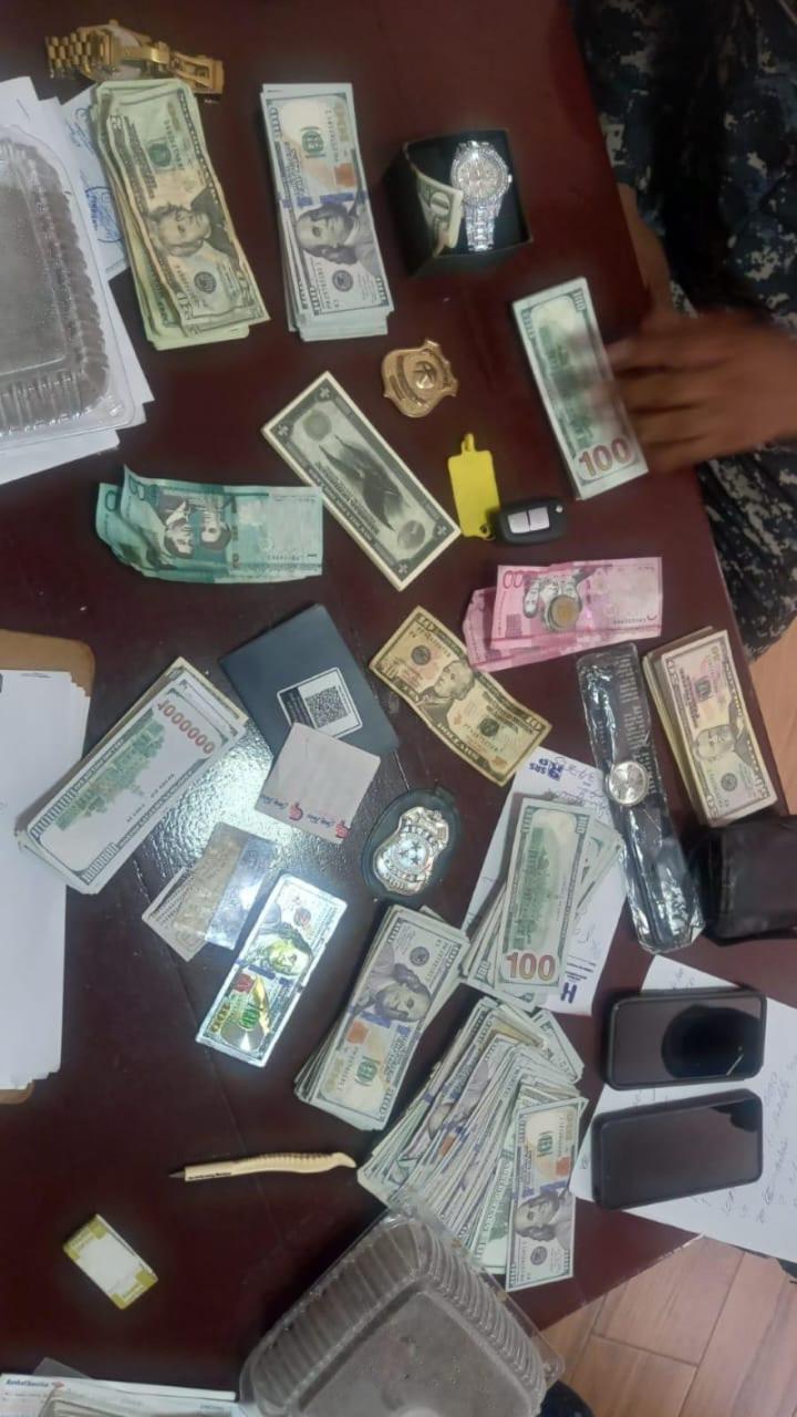 Policía Nacional detiene haitiano con papeletas de US$ 1 millón falsas