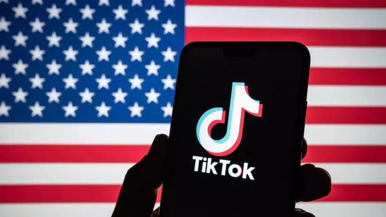 Trump firma orden ejecutiva que garantiza el funcionamiento legal de TikTok en EE.UU