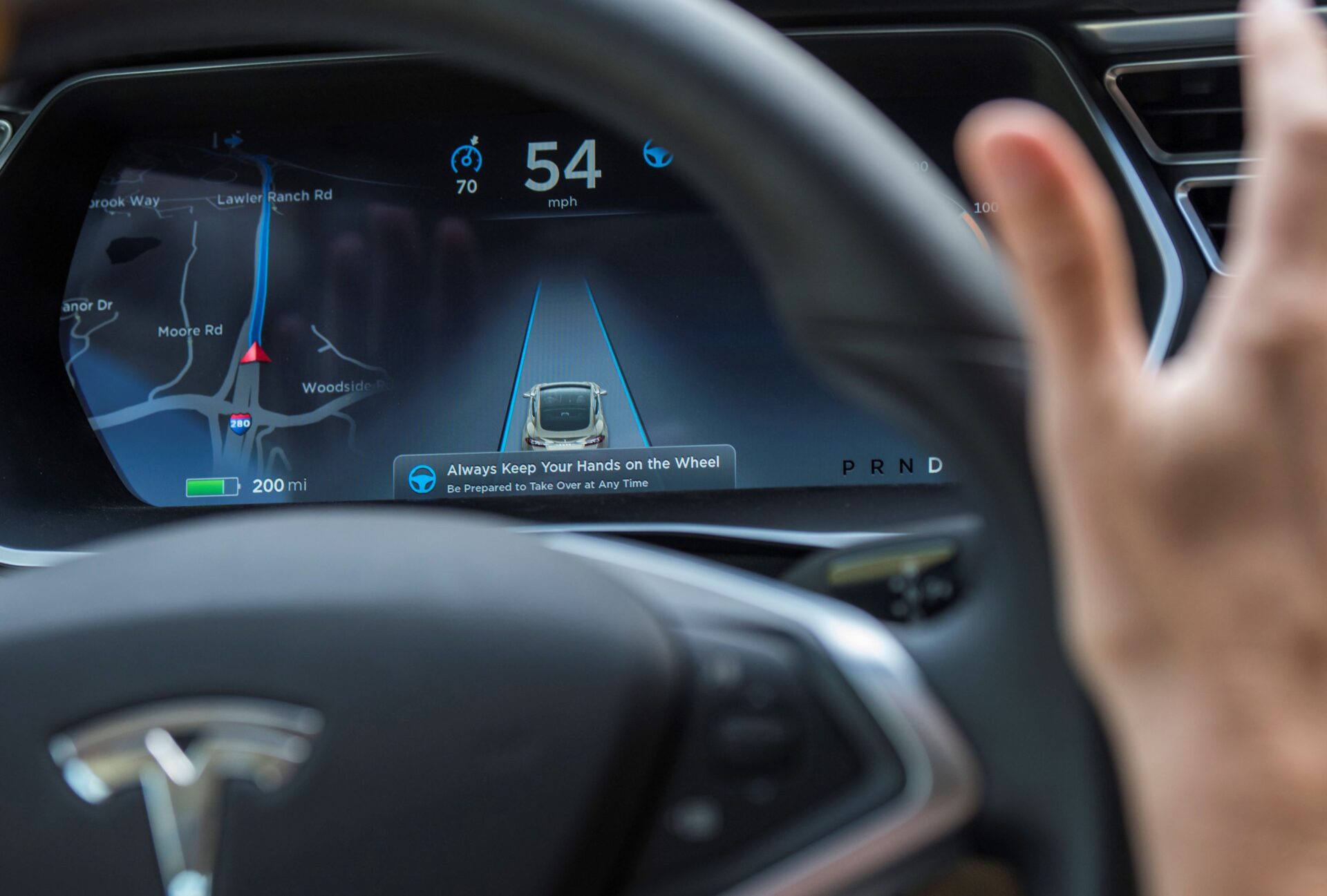 Un hacker destapa pruebas de un choque fatal contra Tesla y reaviva dudas sobre la conducción autónoma