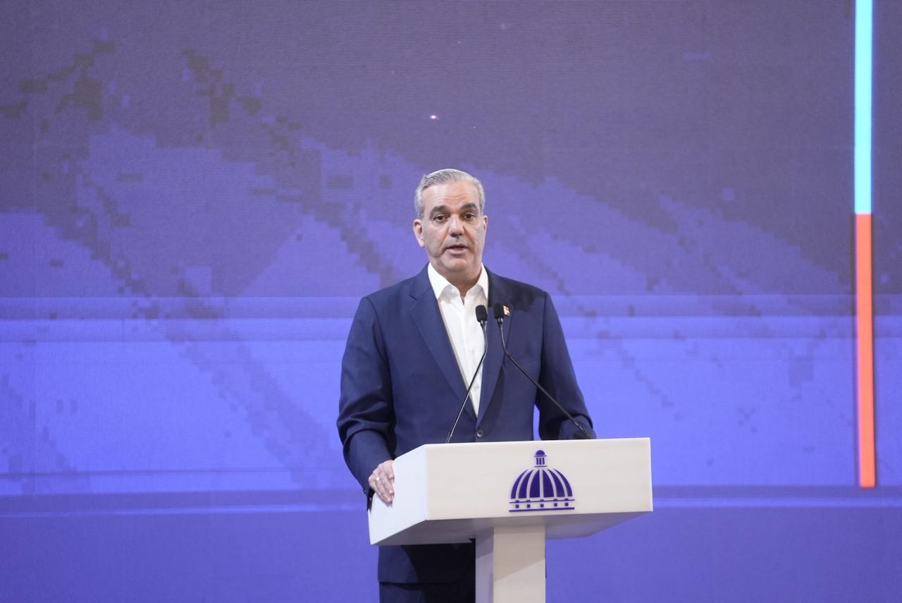 Abinader confiesa estaba “muy preocupado” ante paso de Melissa por RD: «Mucha gente me dijo, tú tienes unas ojeras» Abinader confiesa estaba “muy preocupado” ante paso de Melissa por RD: «Mucha gente me dijo, tú tienes unas ojeras»