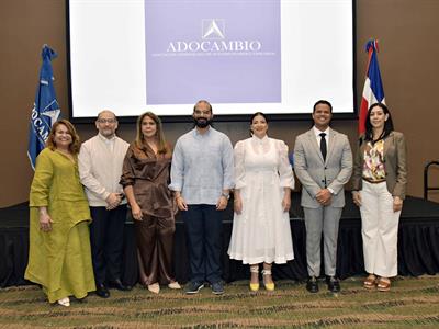 Adocambio y AOCRD realizan conferencia