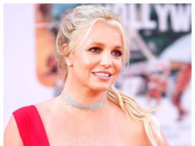 Britney Spears revela que sufrió un “daño cerebral”
