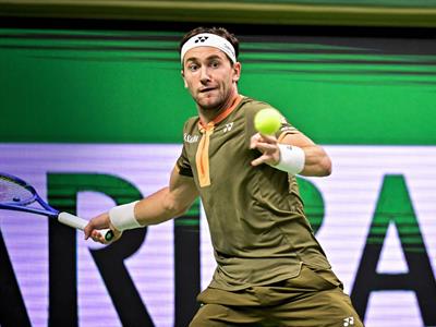 Casper Ruud tumba a Shapovalov y disputará la final con Humbert