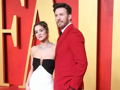 Chris Evans y Alba Baptista se convierten en padres por primera vez