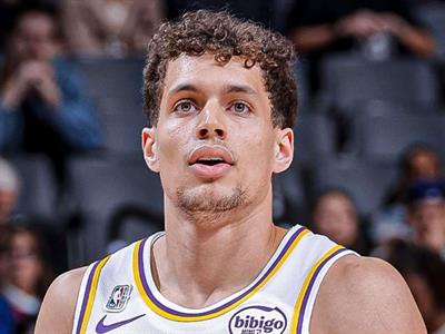 Chris Mañón: debut con Los Angeles Lakers en victoria