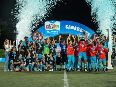 Copa Humano Seguros: St. Michael`s y La Salle Santiago campeones