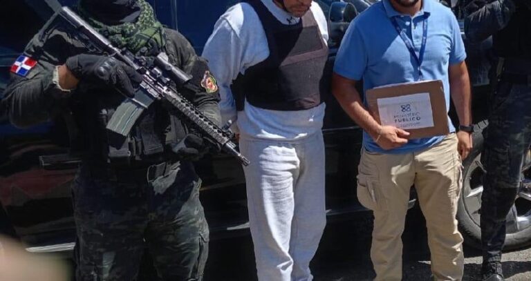 Deportan desde EE. UU. exteniente de la PN vinculado a red de narcotráfico