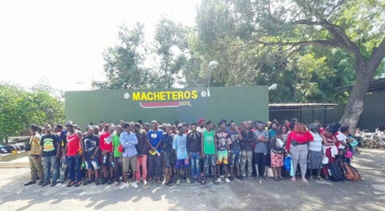 Detienen a 125 haitianos ilegales durante operativos en Mao