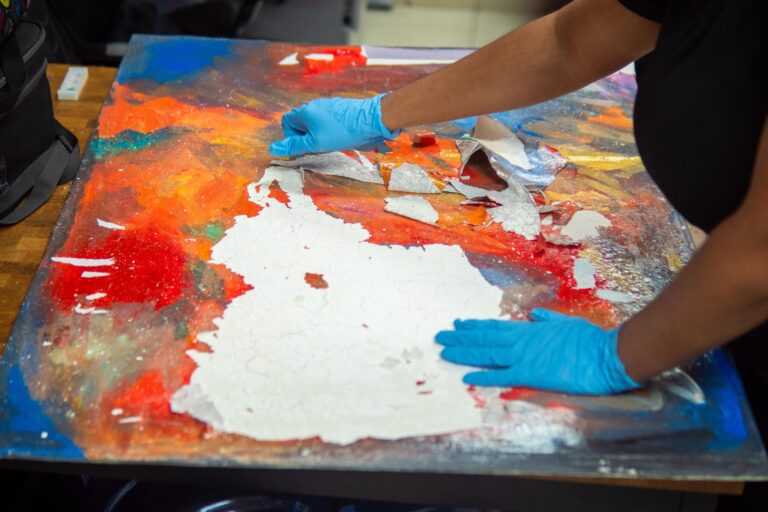 DNCD confisca cuadros con lienzos impregnados de cocaína; serían enviado a Australia